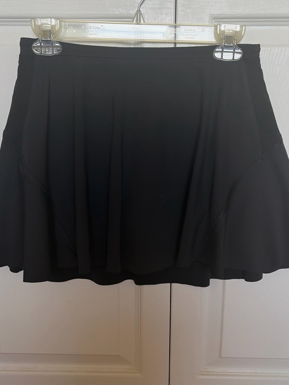 Athleta black athletic skirt. Size XS. Great condition.